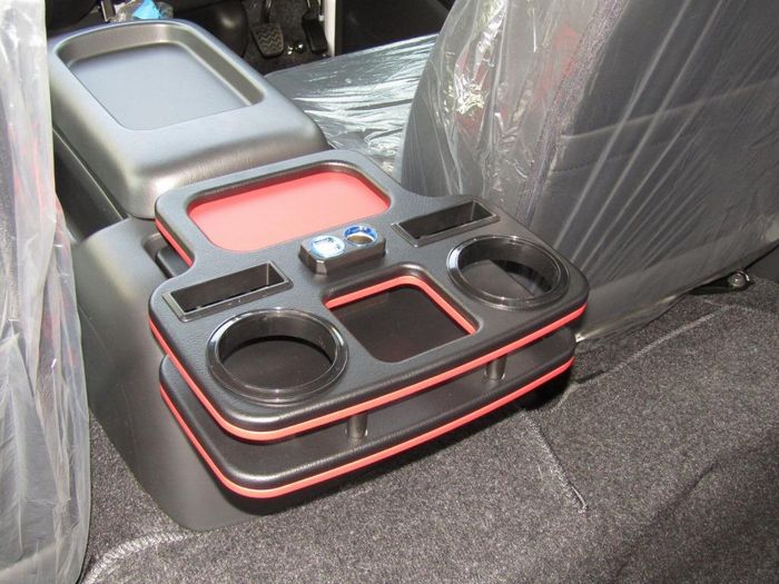 Rim USBホルダー付エレガントセカンドセンタードリンクホルダー